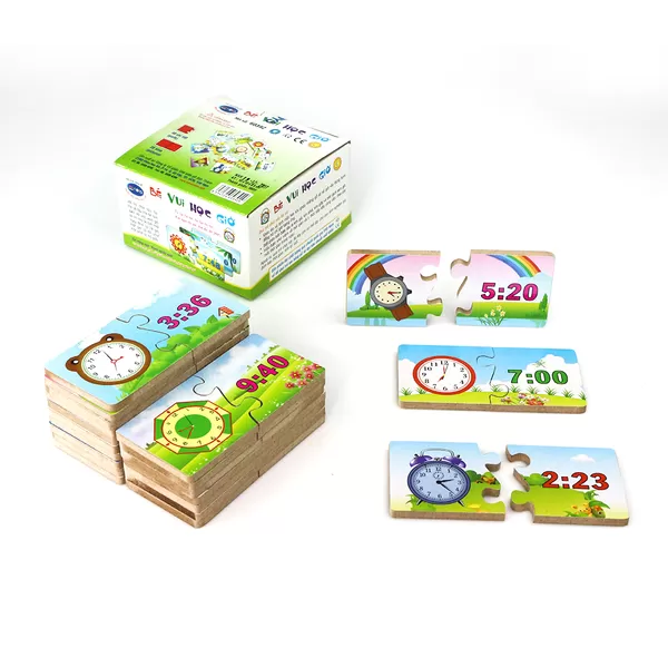 Bé vui học giờ